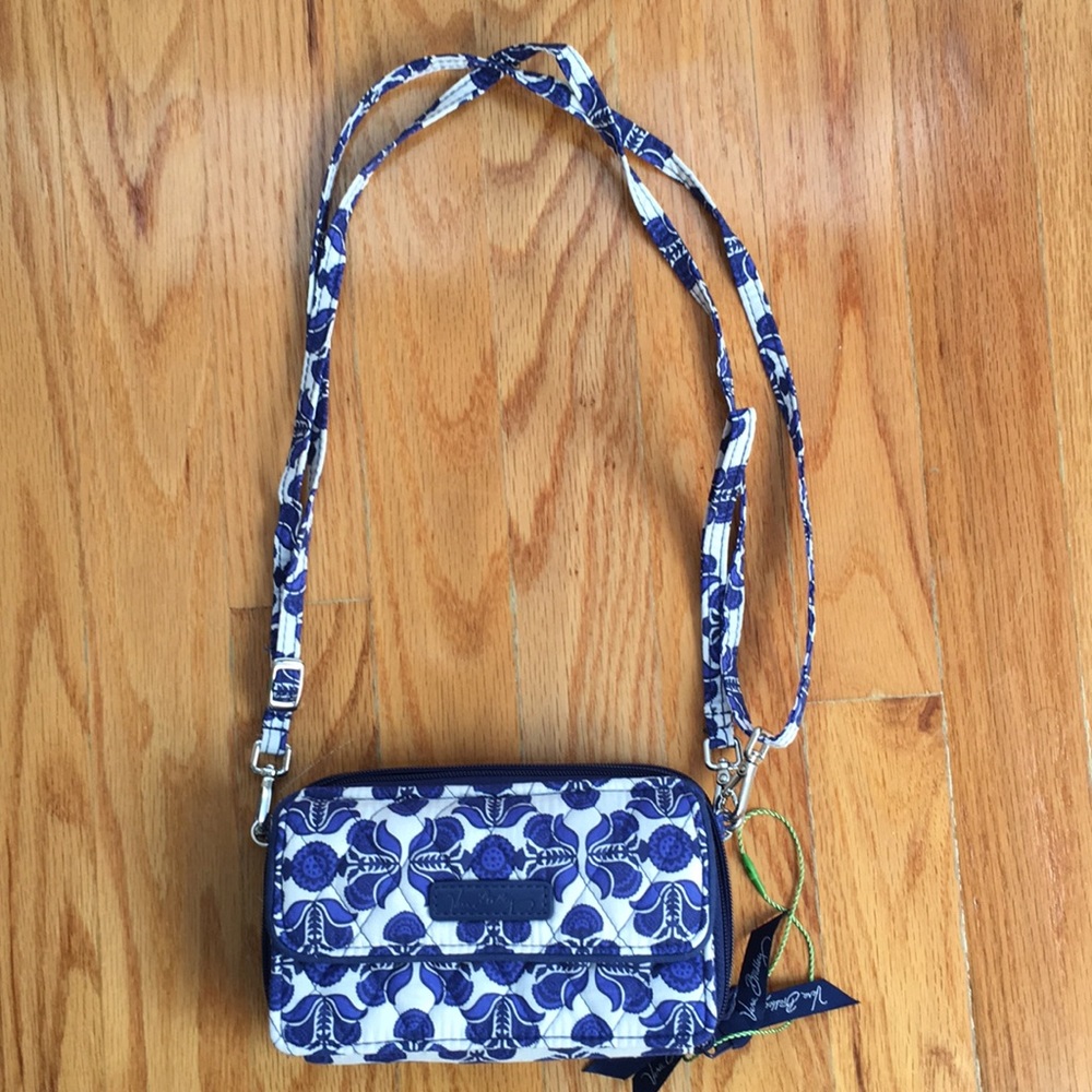 Vera Bradley Wristlet With Removable Strap